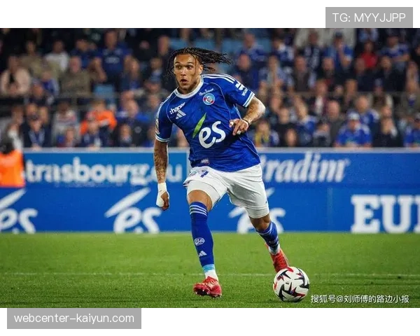 莫雷拉传射表现亮眼 斯特拉斯堡中场核心作用凸显