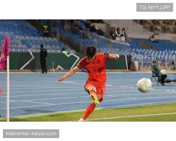 越南队补时绝杀印度2-1 银氏万事梅开二度助球队取关键三分